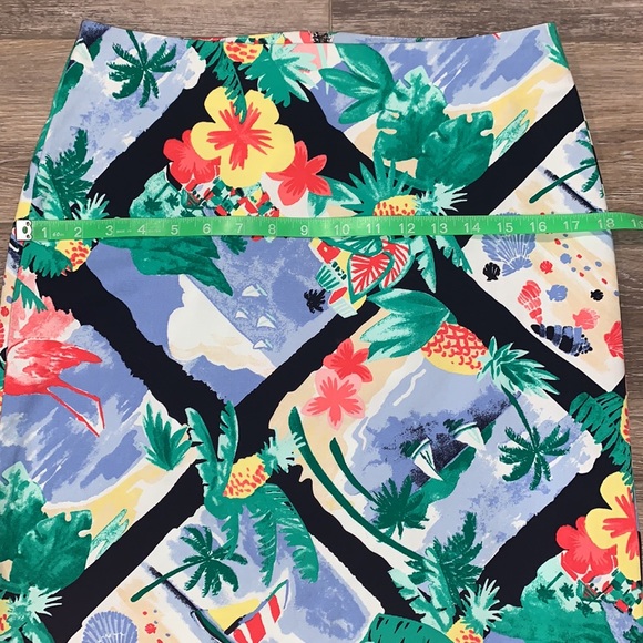 Island pineapple Floral short Skirt 🌺 - Picture 6 of 7